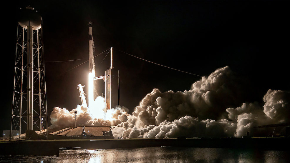 Crew Dragon og Sojuz skutt opp til ISS*